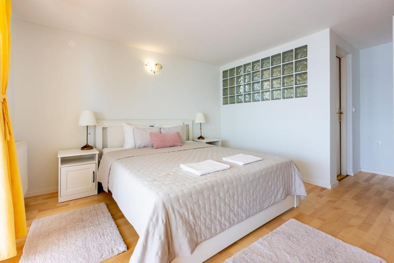 Apartments Neno Crikvenica Extérieur photo