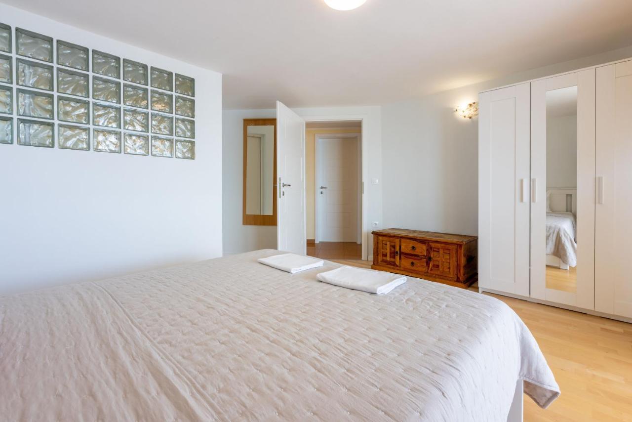 Apartments Neno Crikvenica Extérieur photo